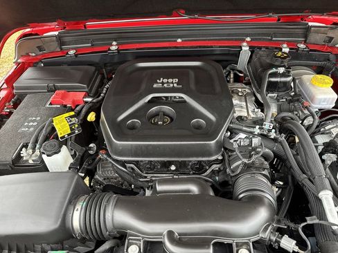 Used 2023 Jeep Wrangler Sahara w/ Safety Group image 18