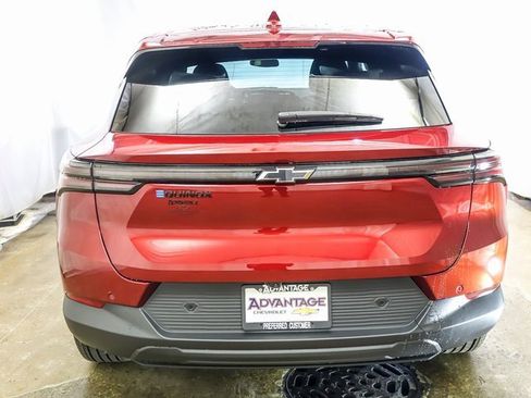 New 2026 Chevrolet Equinox EV LT w/ Midnight Package image 6