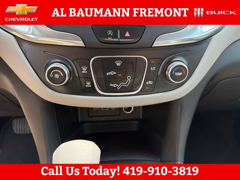 Used 2023 Chevrolet Equinox LS w/ LS Convenience Package FWD image 18