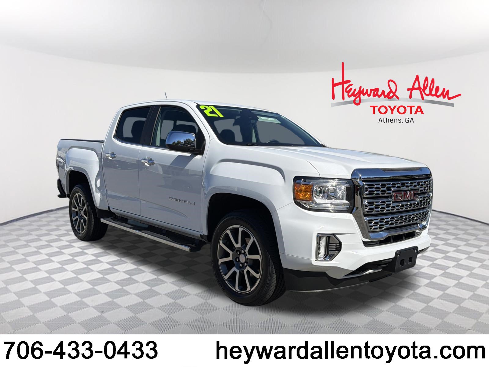 Used 2021 GMC Canyon Denali RWD image 1