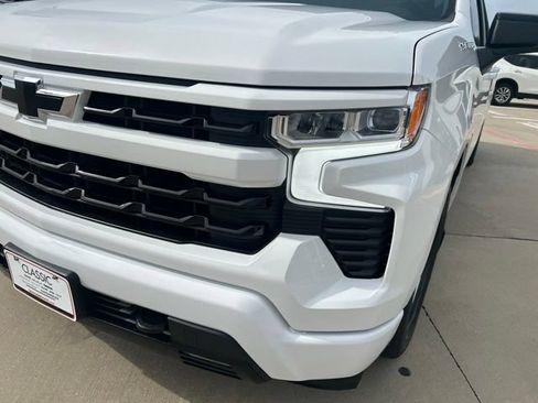 Used 2023 Chevrolet Silverado 1500 RST RWD image 4