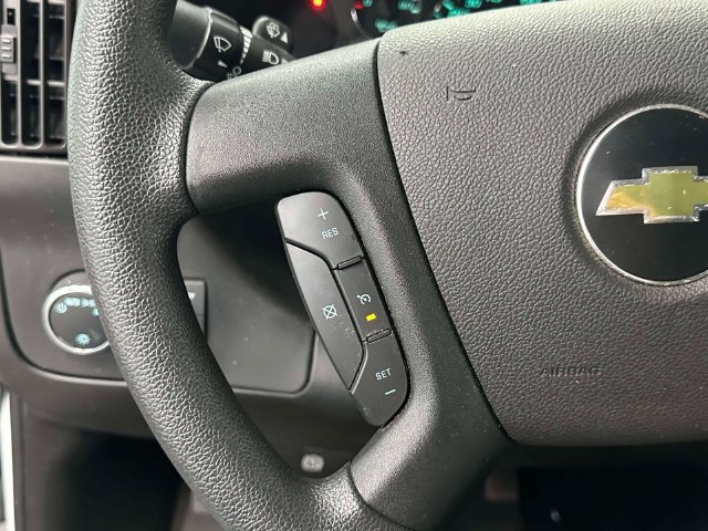 Used 2018 Chevrolet Express 2500 LT w/ LT Preferred Equipment Group RWD image 39