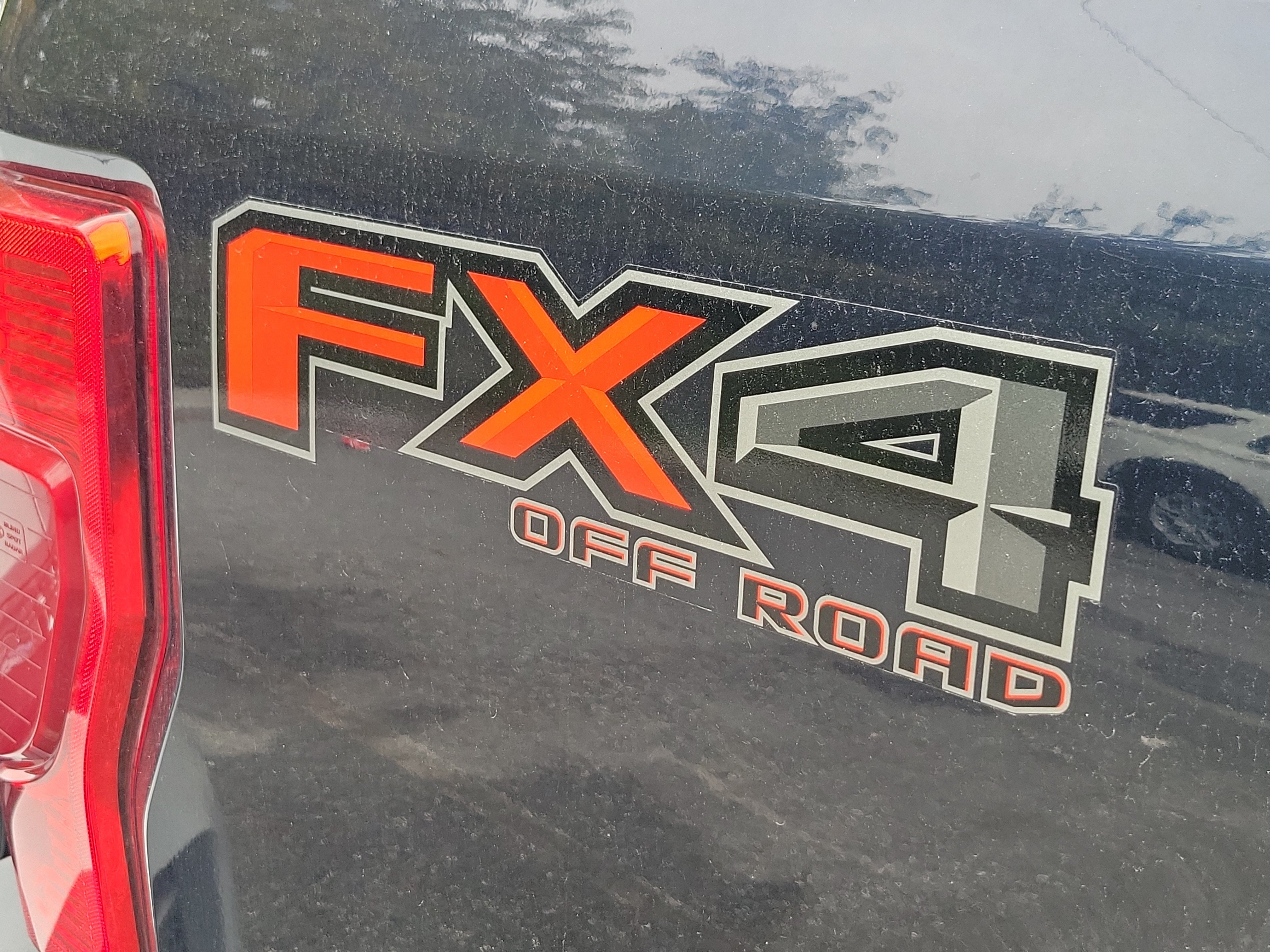 Used 2021 Ford F250 XL w/ STX Appearance Package AWD/4WD image 6