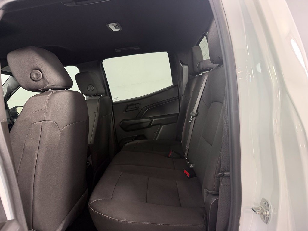 Used 2025 Chevrolet Colorado W/T RWD image 12