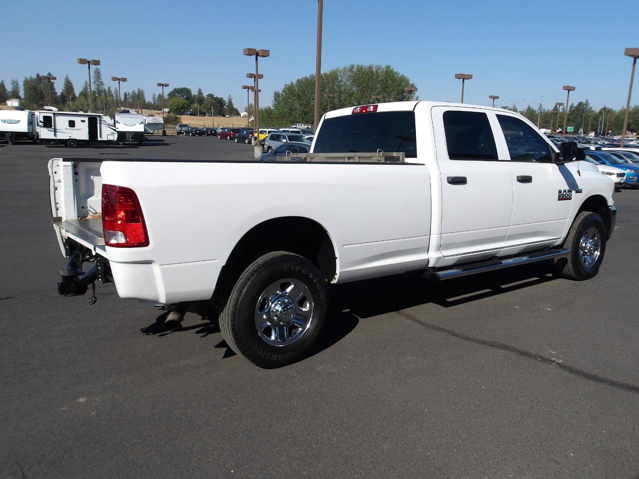 Used 2016 RAM 2500 Tradesman w/ Chrome Appearance Group AWD/4WD image 5