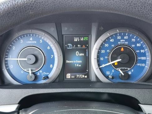 Used 2020 Toyota Sienna LE w/ LE Preferred Package FWD image 30