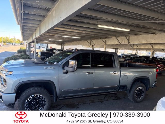 Used 2024 Chevrolet Silverado 2500 High Country AWD/4WD image 8