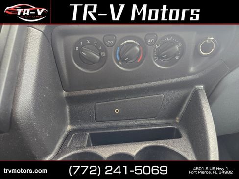 Used 2019 Ford Transit 150 148 Medium Roof RWD image 18