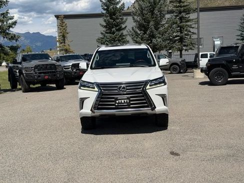 Used 2017 Lexus LX 570 4WD w/ Luxury Package image 4