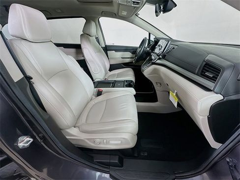 Certified 2025 Honda Odyssey EX-L image 8