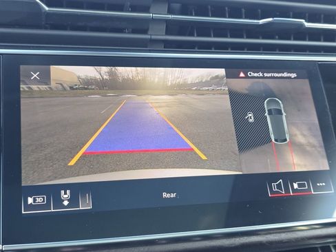 Used 2020 Audi Q8 Premium Plus w/ Premium Plus Package image 23