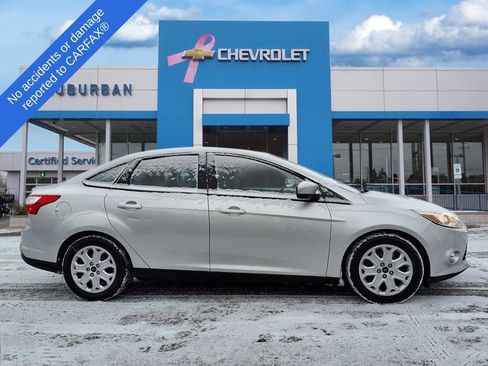 Used 2012 Ford Focus SE image 4