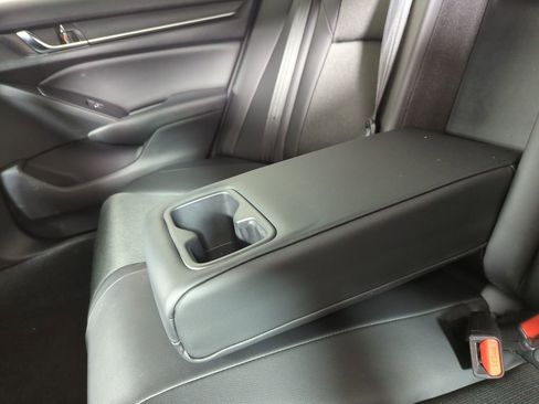 Certified 2022 Honda Accord Sport image 32