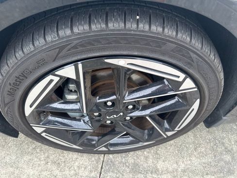 Used 2025 Kia K4 GT-Line FWD image 40