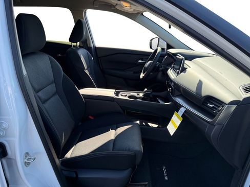 New 2026 Nissan Rogue SV image 15