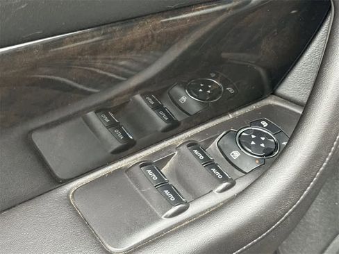 Used 2015 Lincoln MKS AWD w/ Equipment Group 201A image 23