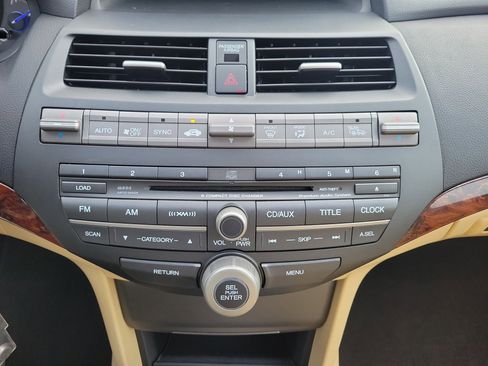 Used 2012 Honda Crosstour EX-L image 32