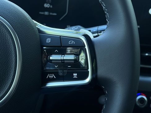New 2026 Kia Carnival SX FWD image 37