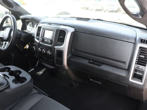 Used 2024 RAM 1500 Warlock AWD/4WD image 36