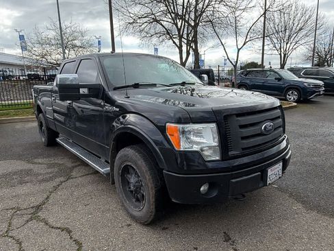 Used 2012 Ford F150 Lariat w/ Off-Road Pkg image 3