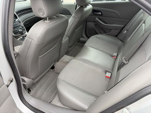 Used 2016 Chevrolet Malibu LT w/ Power Convenience Package FWD image 18