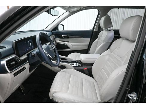 Used 2023 Kia Telluride SX Prestige image 10