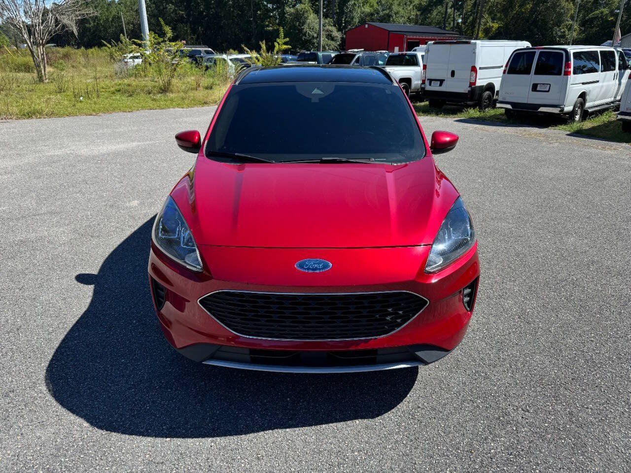 Used 2020 Ford Escape SE FWD image 2