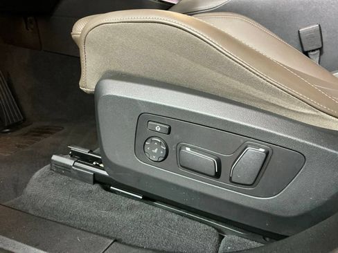 Used 2025 BMW X3 xDrive30i w/ Premium Package AWD/4WD image 20