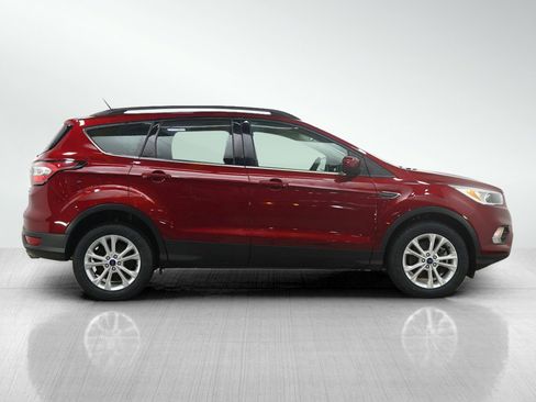 Used 2018 Ford Escape SE w/ SE Sync 3 Package AWD/4WD image 6
