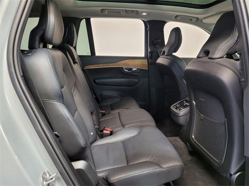 Certified 2025 Volvo XC90 B6 Plus image 20