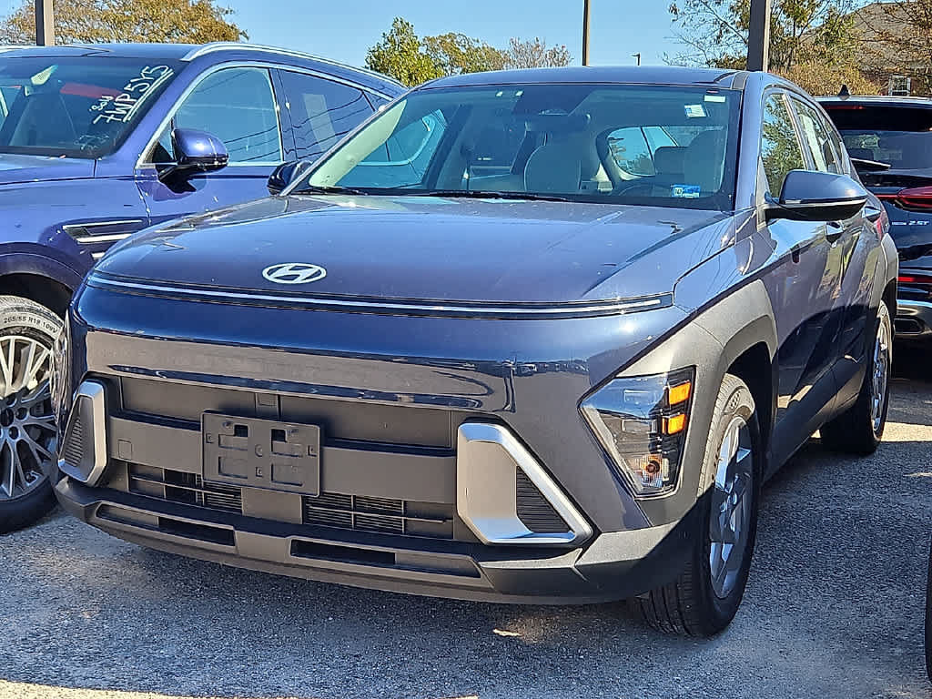Used 2025 Hyundai Kona SE FWD image 1