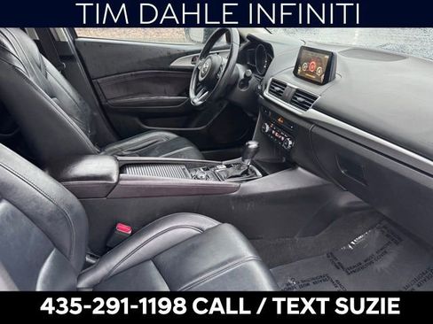Used 2017 MAZDA MAZDA3 Touring image 15