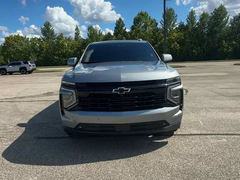 Certified 2025 Chevrolet Suburban RST w/ Advanced Technology Package AWD/4WD image 3