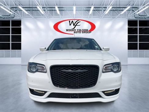 Used 2021 Chrysler 300 Touring L AWD/4WD image 8