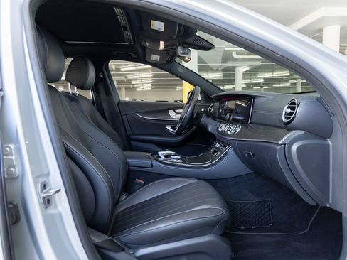 Used 2019 Mercedes-Benz E 300 image 28