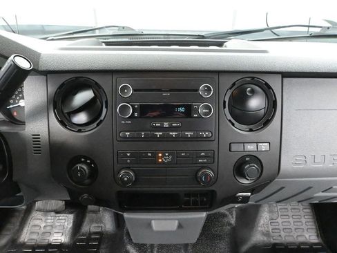 Used 2016 Ford F250 XL w/ Power Equipment Group image 32