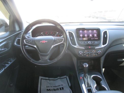 Used 2019 Chevrolet Equinox LT image 12