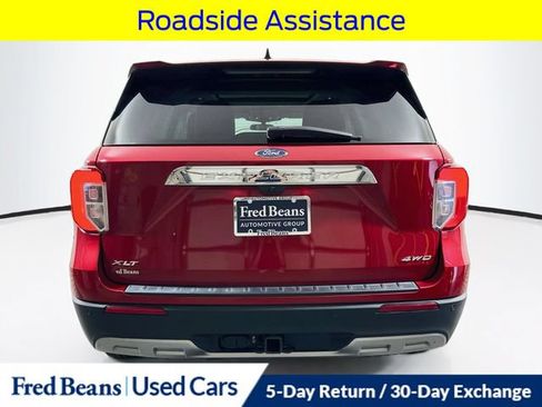 Certified 2023 Ford Explorer XLT w/ Equipment Group 202A AWD/4WD image 8