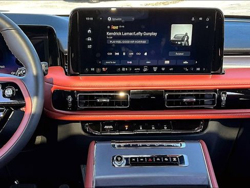 New 2025 Lincoln Aviator Reserve w/ Equipment Group 201A image 7