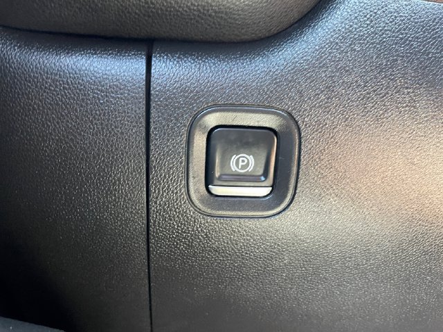 Used 2024 GMC Sierra 2500 Pro AWD/4WD image 24