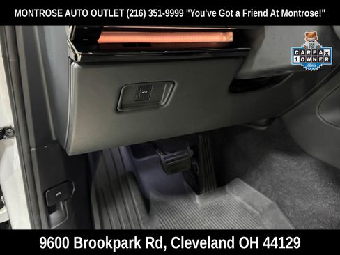 Used 2023 Land Rover Range Rover Sport SE image 16