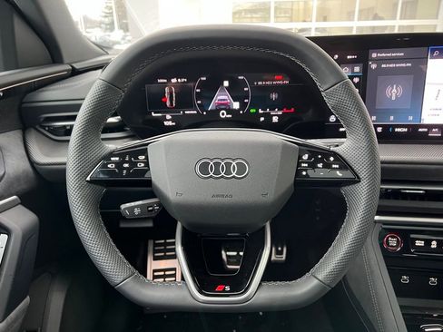 New 2025 Audi SQ5 Premium Plus image 18
