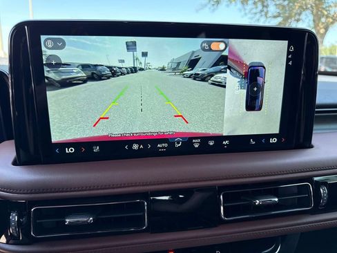 New 2025 Lincoln Aviator Reserve w/ Equipment Group 201A image 25