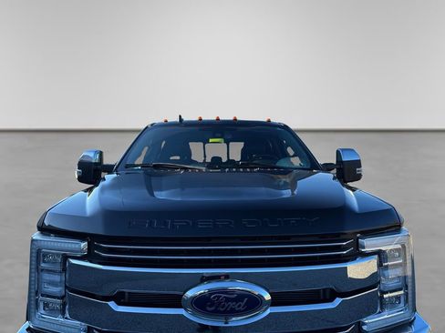 Used 2019 Ford F250 Lariat w/ Lariat Ultimate Package image 15