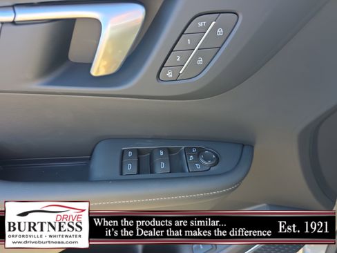 New 2026 Buick Enclave Preferred w/ Power Package image 15