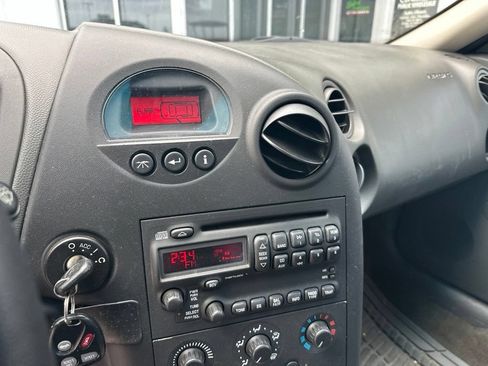 Used 2004 Pontiac Grand Prix GT w/ Drivers Package FWD image 18
