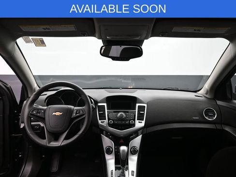 Used 2016 Chevrolet Cruze LT FWD image 25