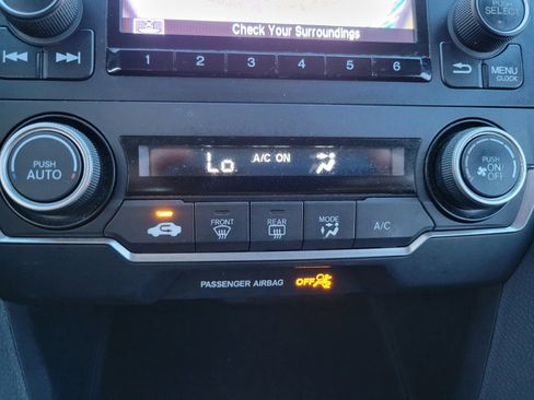 Used 2019 Honda Civic LX image 32