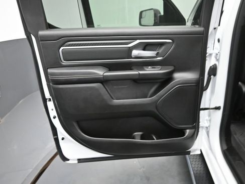 Used 2025 RAM 1500 Big Horn AWD/4WD image 16