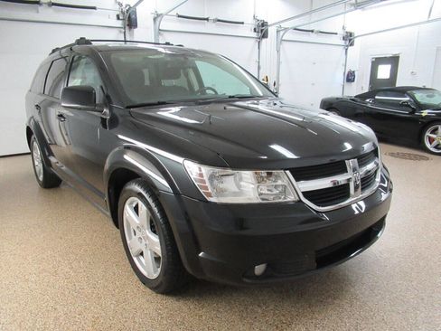Used 2010 Dodge Journey SXT w/ Flexible Seating Group image 5